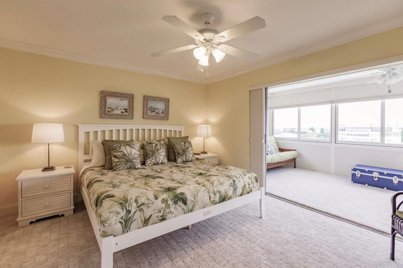 1125 W Peppertree Drive, Unit 605, Sarasota, FL 34242 Photo