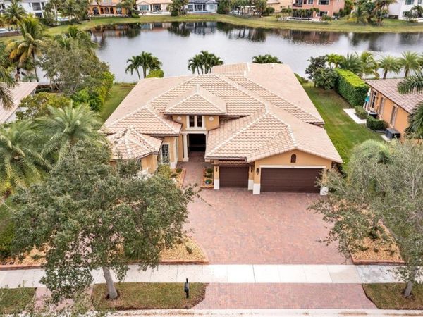 7878 NW 111th Way, Parkland, FL 33076