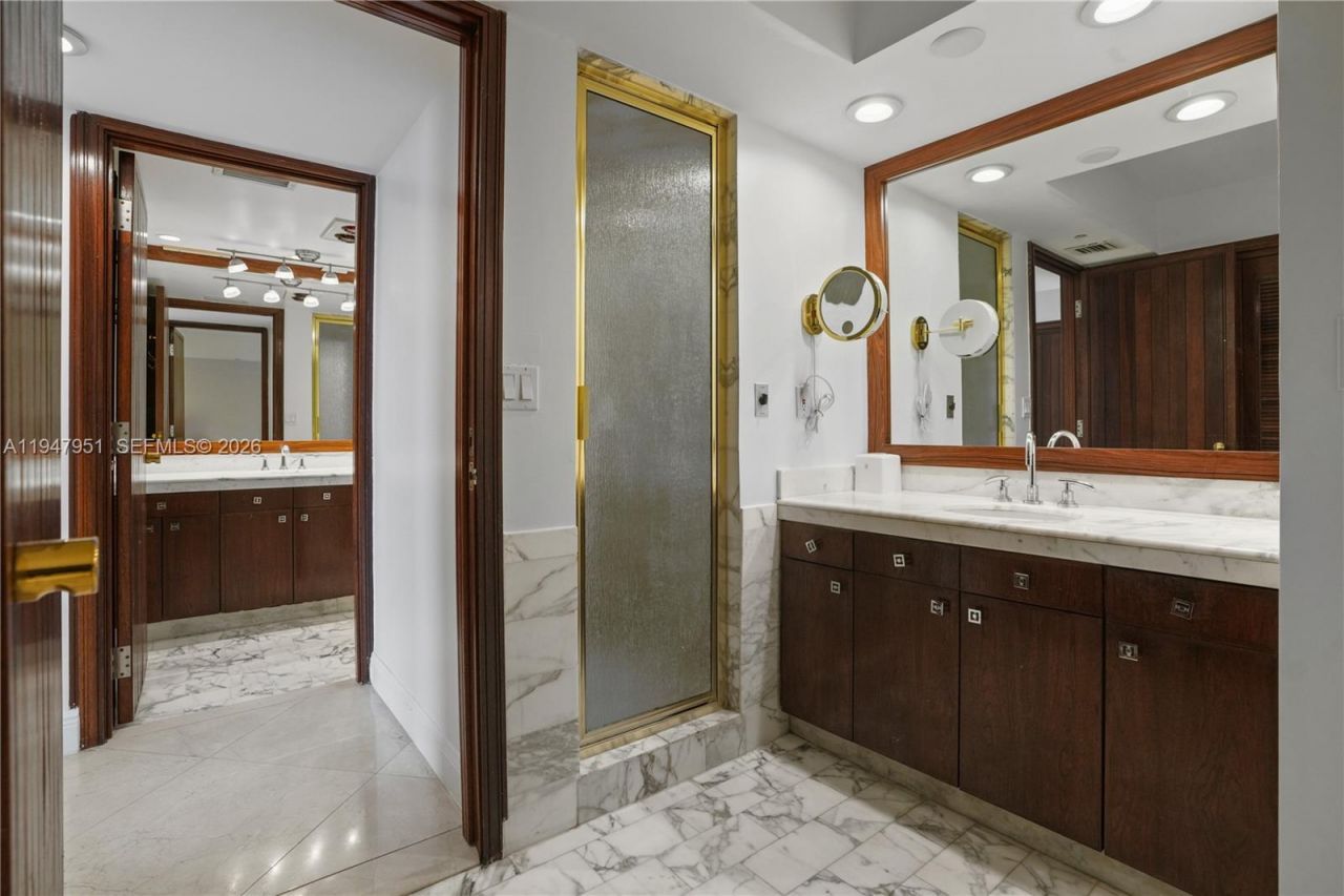 19355 Turnberry Way, Unit 25GR, Aventura, FL 33180 Photo