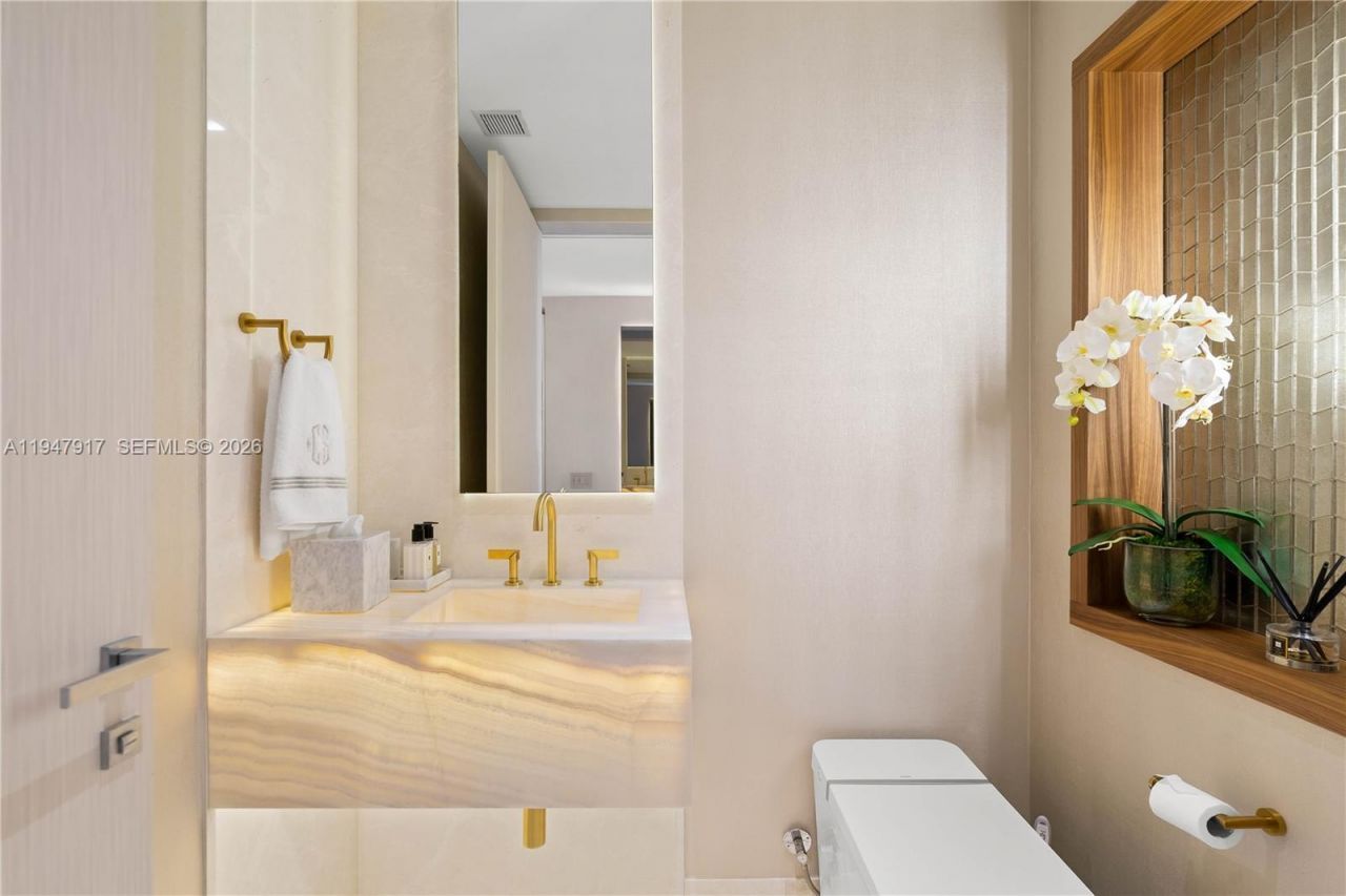 18975 Collins Ave, Unit 3603, Sunny Isles Beach, FL 33160 Photo