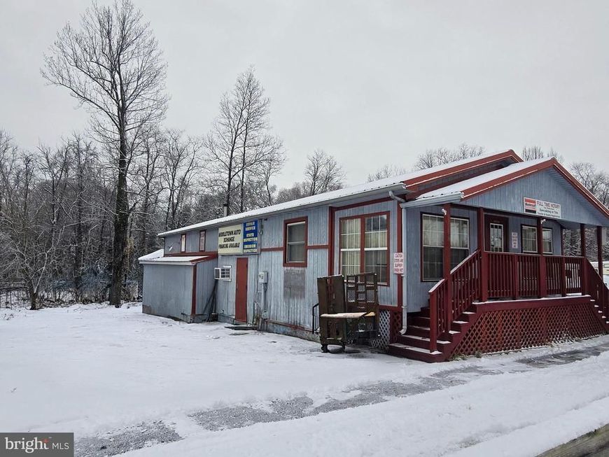 2857 E Harrisburg Pike, Middletown, PA 17057 Main Photo