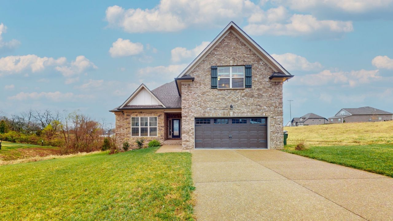 312 Hathaway Ln, Gallatin, TN 37066 Main Photo