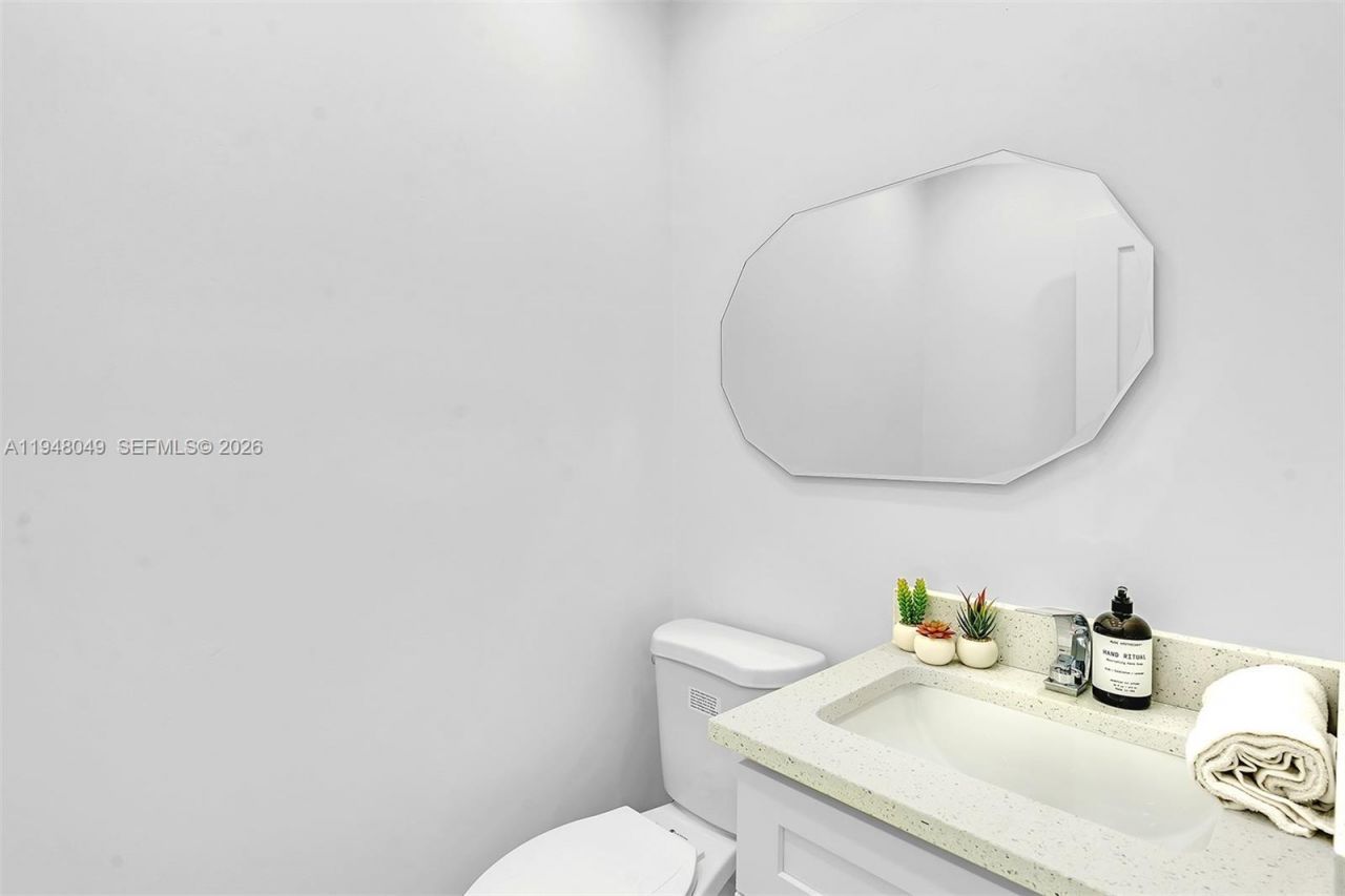 4024 Jefferson St , Hollywood, FL 33021 Photo