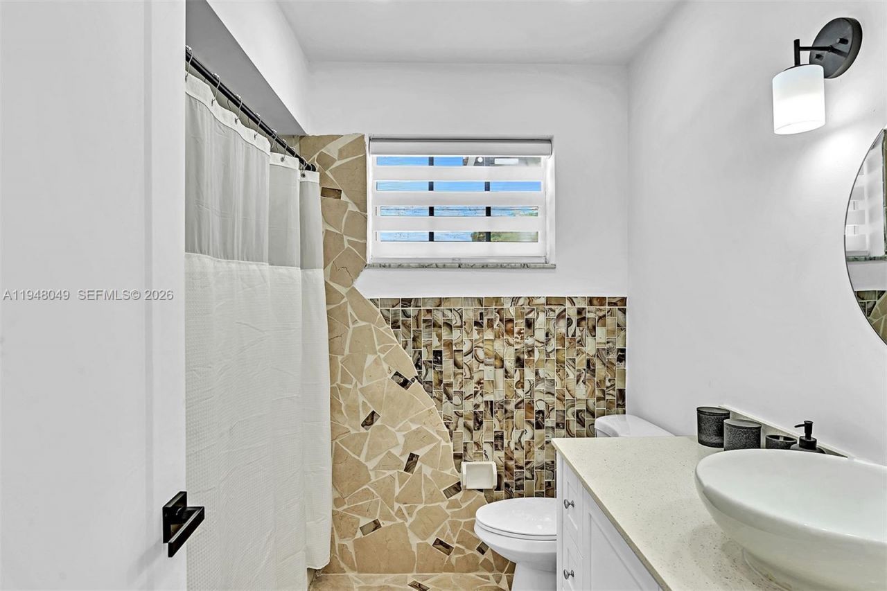 4024 Jefferson St , Hollywood, FL 33021 Photo