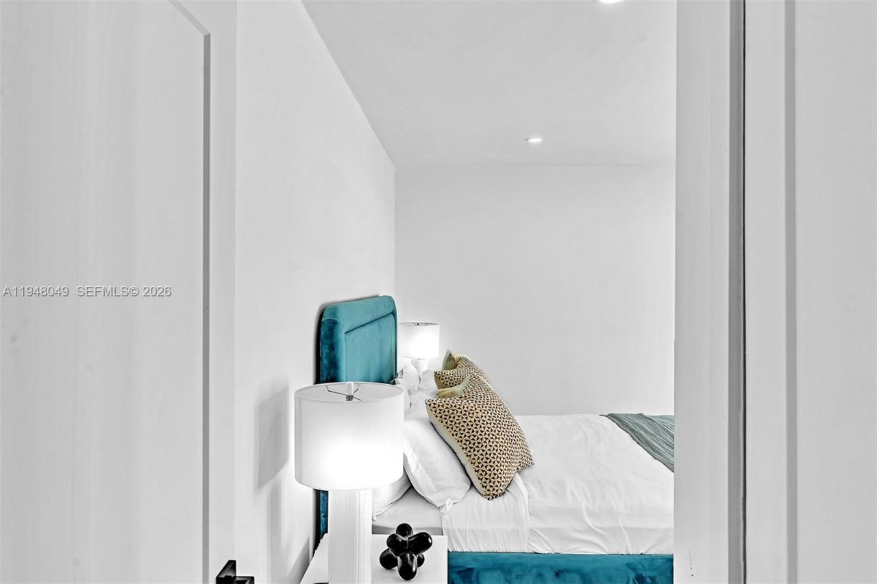 4024 Jefferson St , Hollywood, FL 33021 Photo