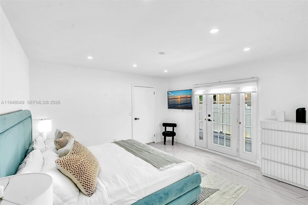 4024 Jefferson St , Hollywood, FL 33021 Photo