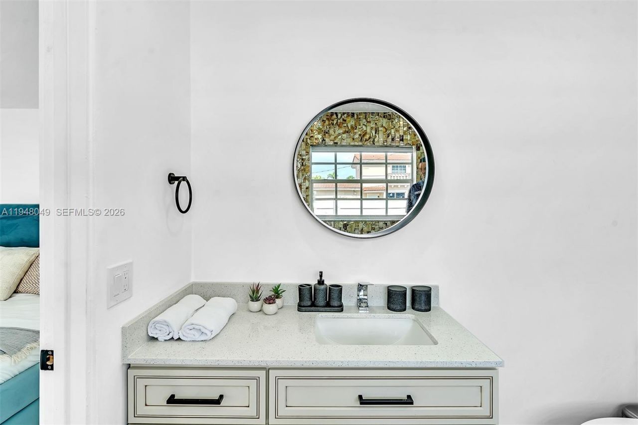 4024 Jefferson St , Hollywood, FL 33021 Photo