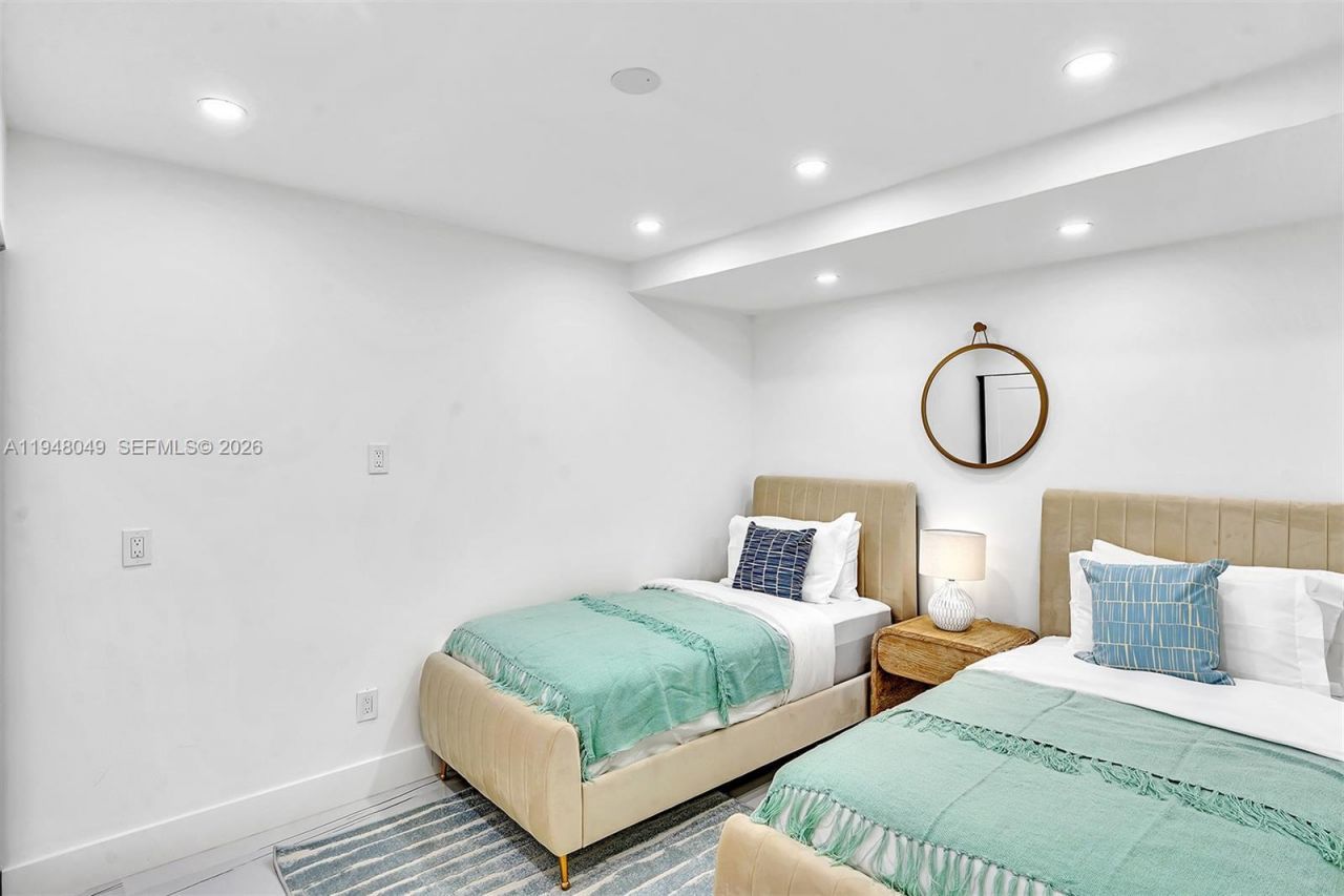 4024 Jefferson St , Hollywood, FL 33021 Photo