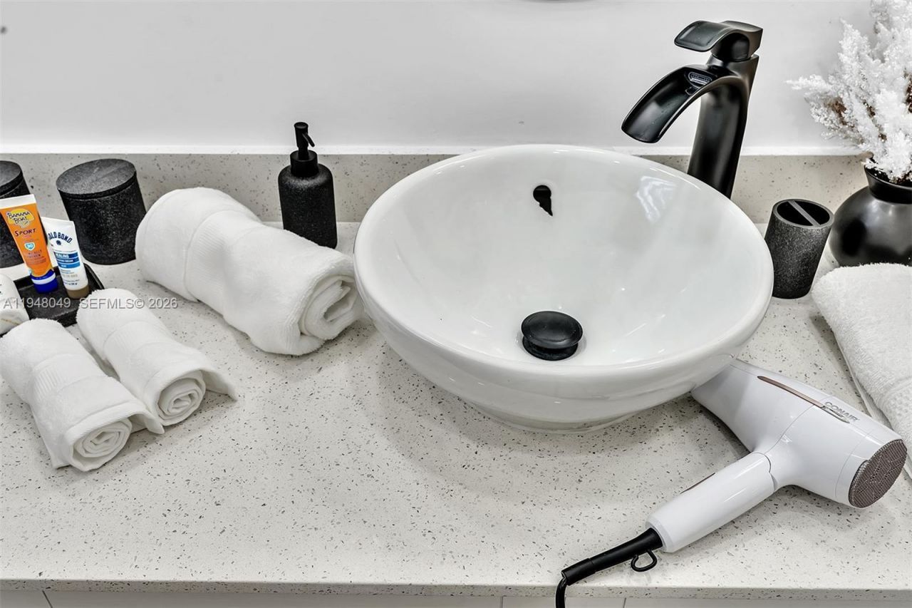 4024 Jefferson St , Hollywood, FL 33021 Photo