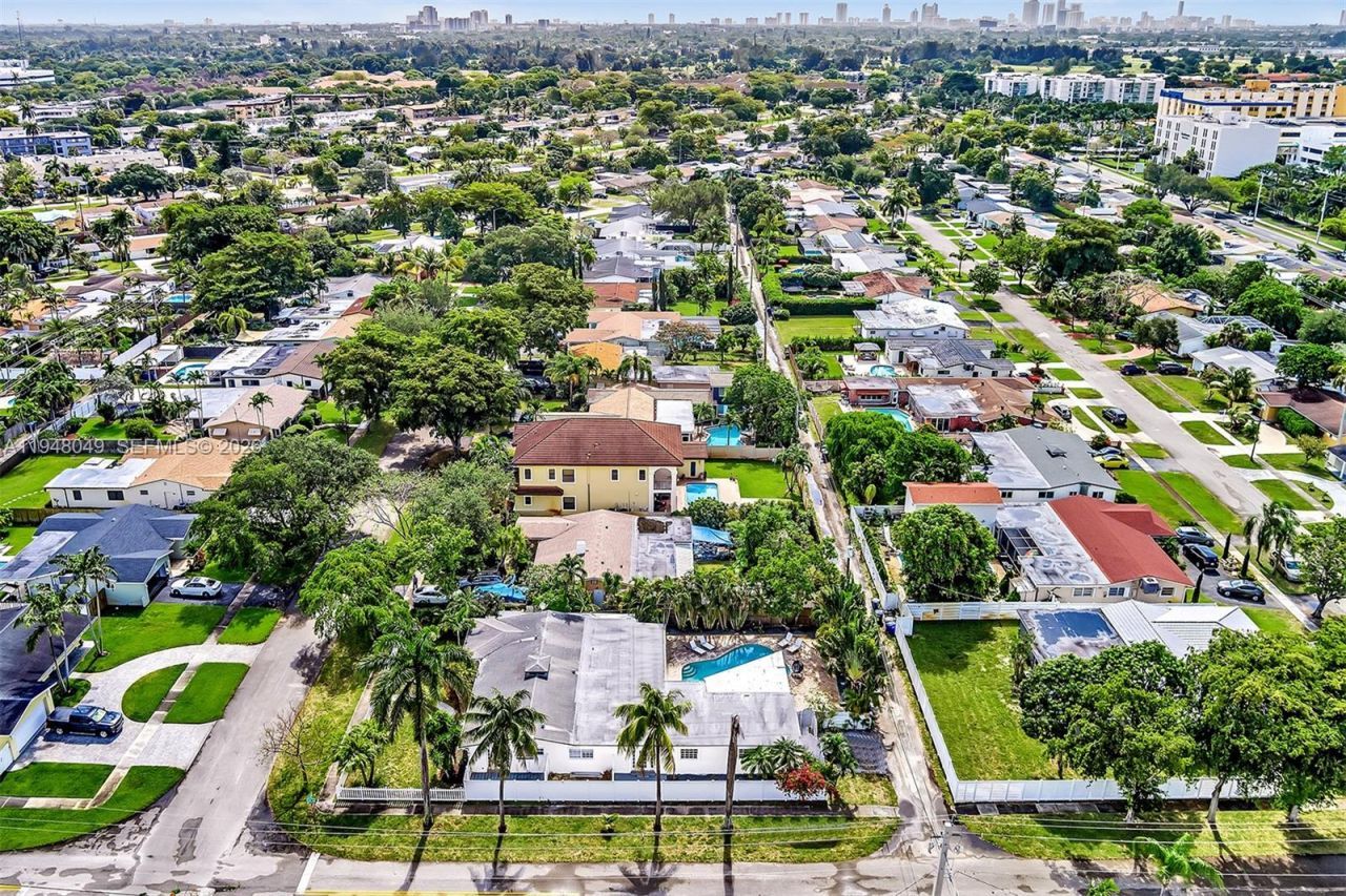 4024 Jefferson St , Hollywood, FL 33021 Photo