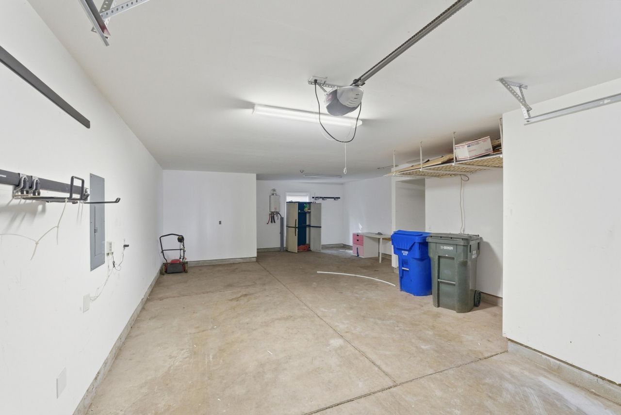 4166 Veritas Street Photo 19