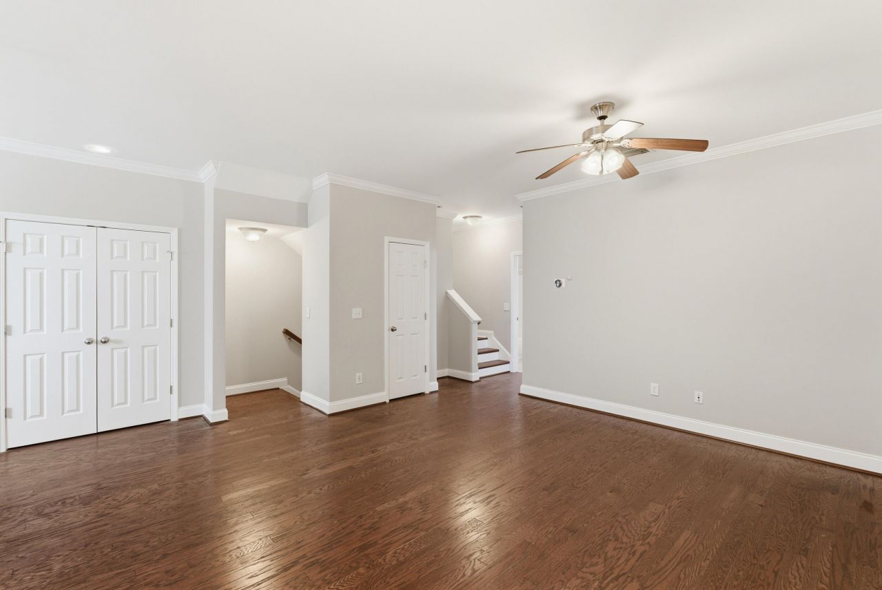 4166 Veritas Street Photo 4