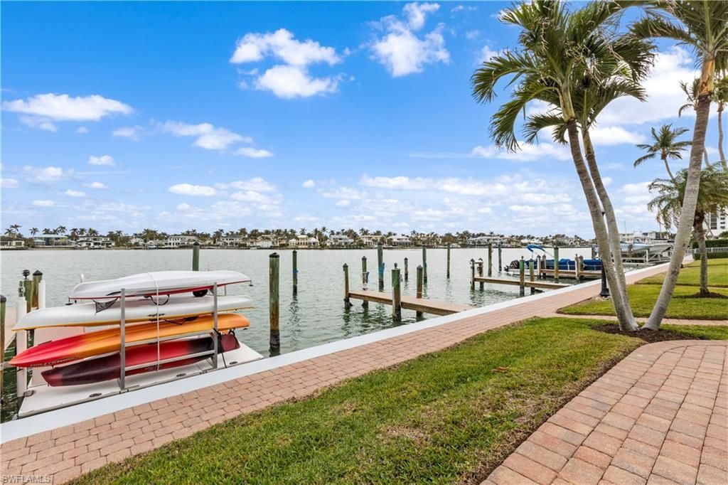 2800 Gulf Shore Blvd N, Unit 100, Naples, FL 34103 Photo