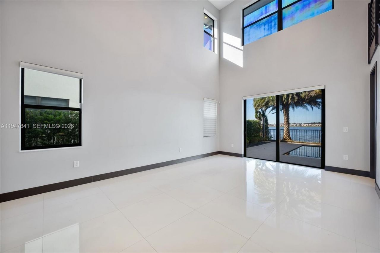 15722 NW 88th Ave , Miami Lakes, FL 33018 Photo