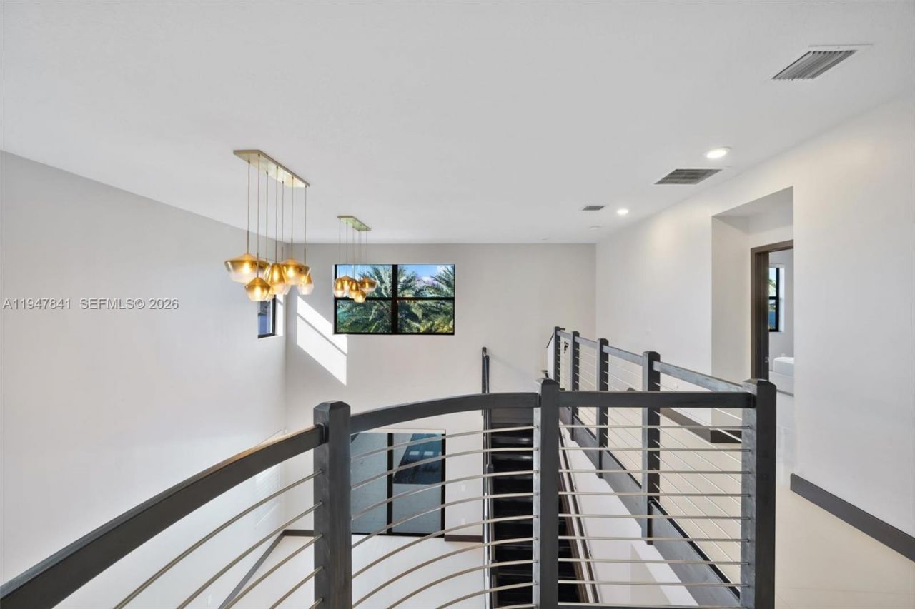 15722 NW 88th Ave , Miami Lakes, FL 33018 Photo