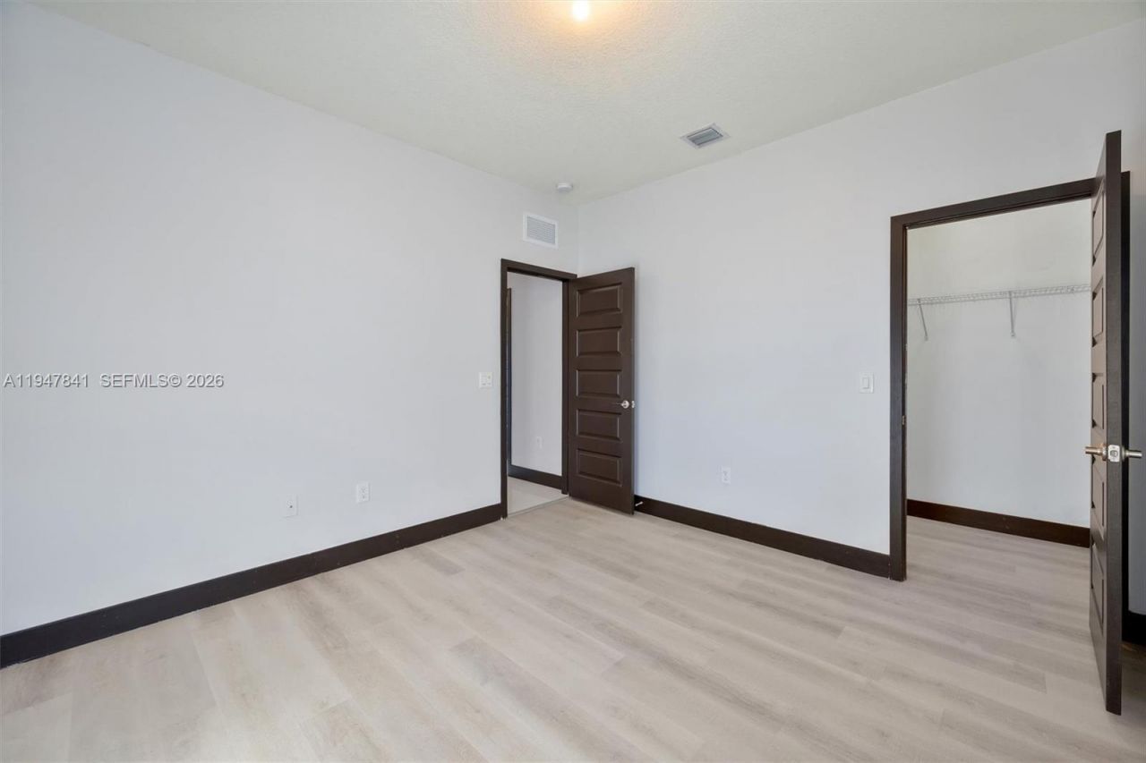 15722 NW 88th Ave , Miami Lakes, FL 33018 Photo