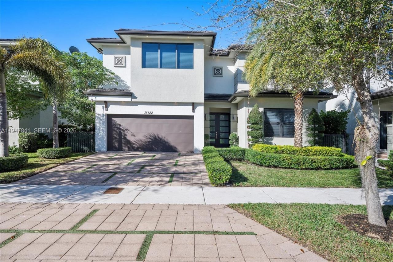 15722 NW 88th Ave , Miami Lakes, FL 33018 Photo