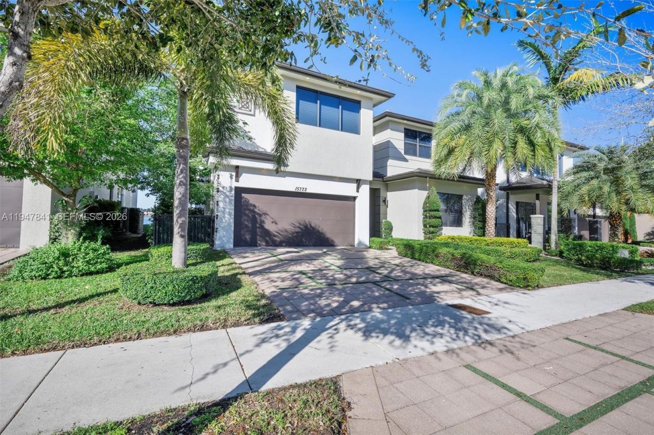 15722 NW 88th Ave , Miami Lakes, FL 33018 Photo