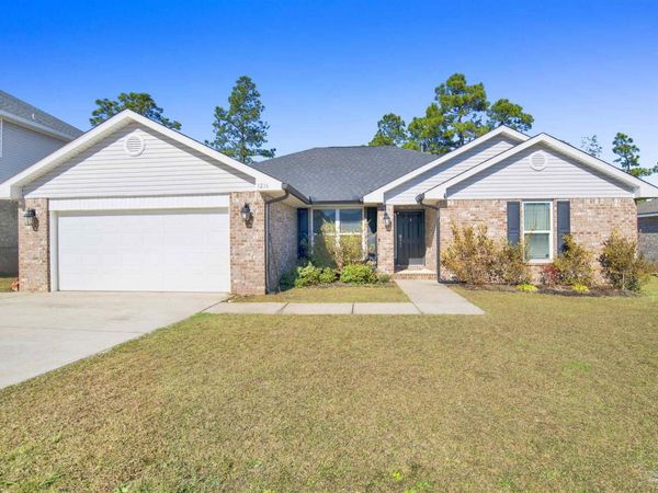 3236 Margaret Olivia Dr, Cantonment, FL 32533