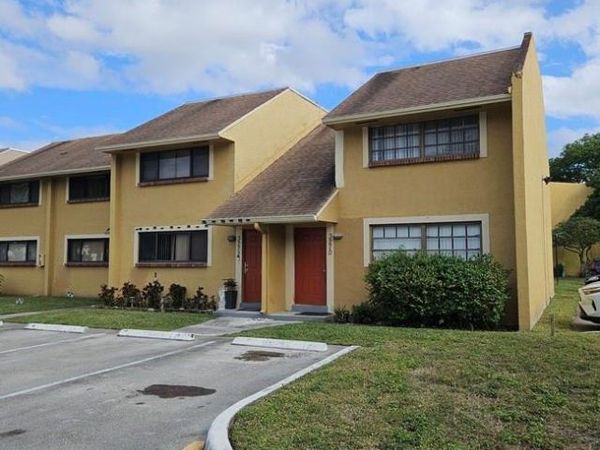 3270 N Pine Island Road, Unit 307, Sunrise, FL 33351
