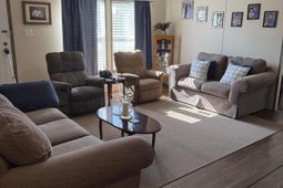 6204 Badham Drive photo 4