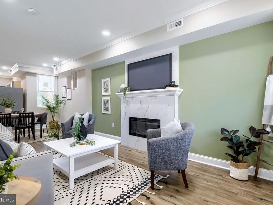 2560 Robb Street, Baltimore, MD 21218 Main Photo