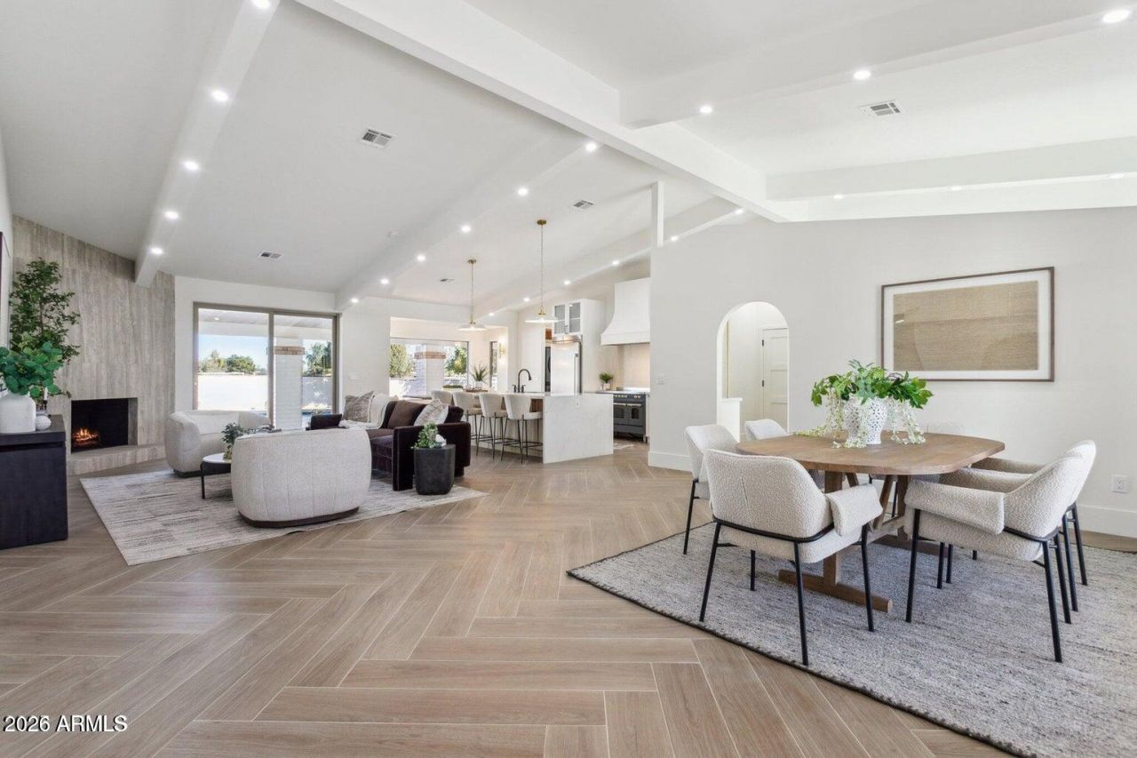 9031 N 83rd Way, Scottsdale, AZ 85258 Main Photo