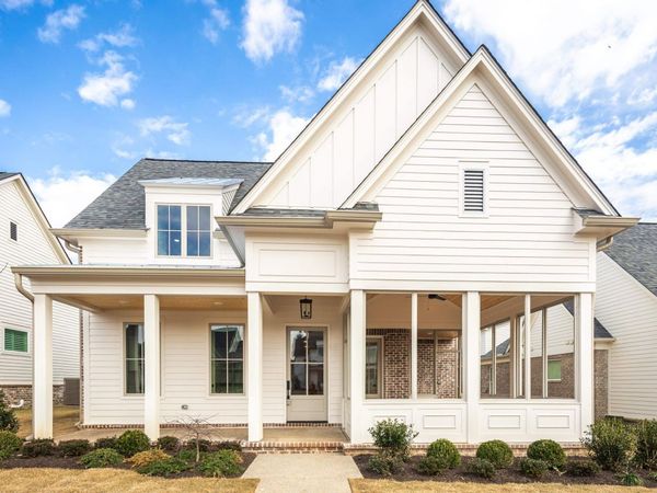 2120 N GREENBRIER LAKES BLVD, Piperton, TN 38017