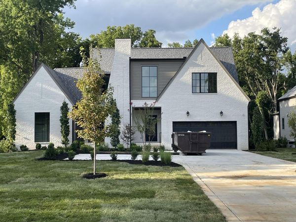 468 Hogan Rd, Nashville, TN 37220