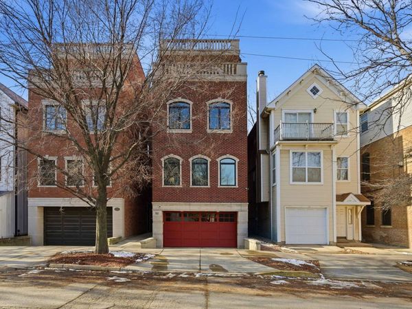 952 N Racine Avenue, Chicago, IL 60642