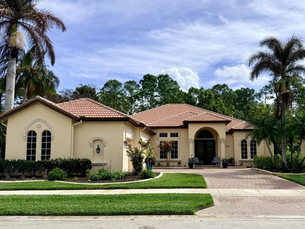 808 SW Classico Court, Port St. Lucie, FL 34986