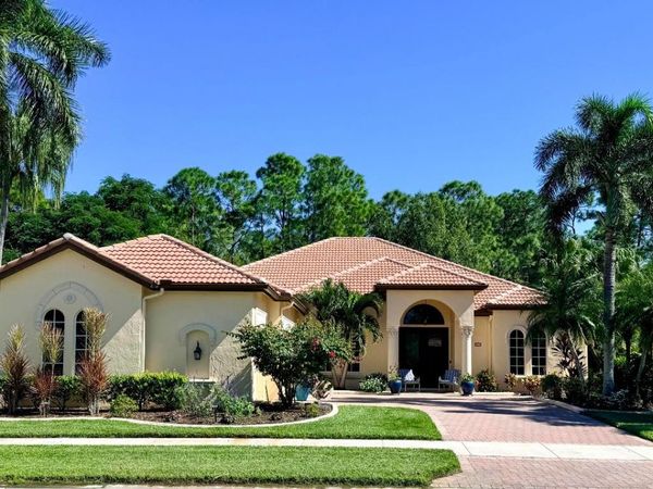 808 SW Classico Court, Port Saint Lucie, FL 34986