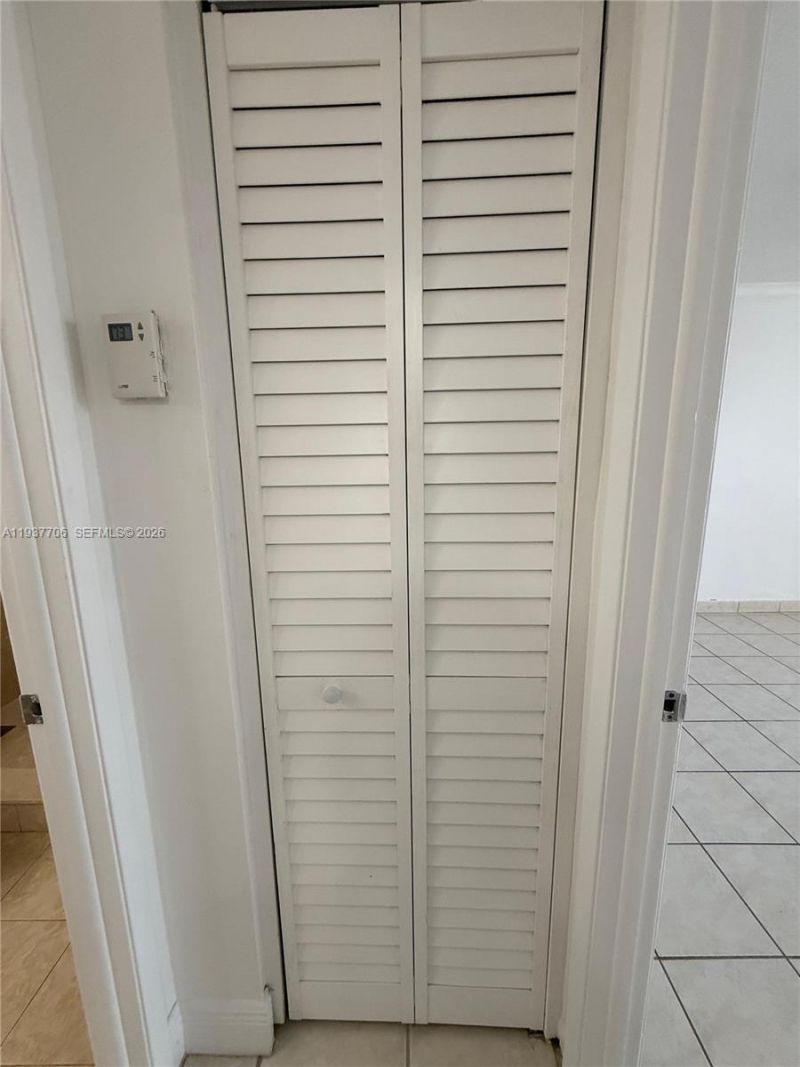 6995 NW 186th St, Unit E506, Hialeah, FL 33015 Photo