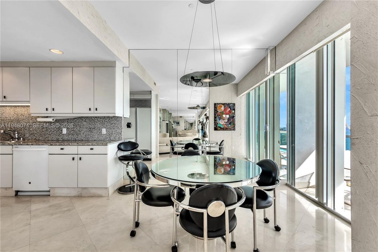 10101 Collins Ave, Unit 11D + caba, Bal Harbour, FL 33154 Photo