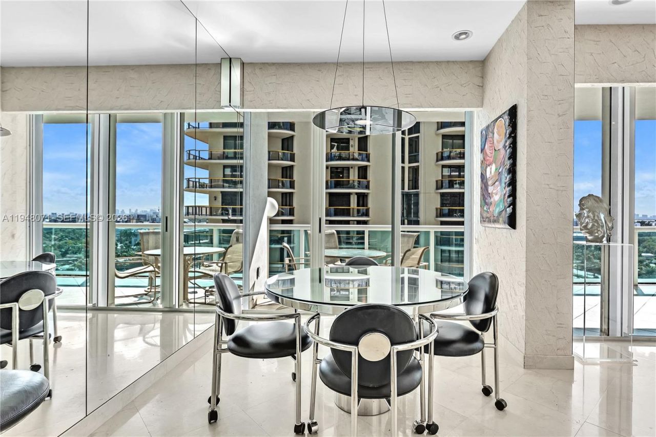 10101 Collins Ave, Unit 11D + caba, Bal Harbour, FL 33154 Photo