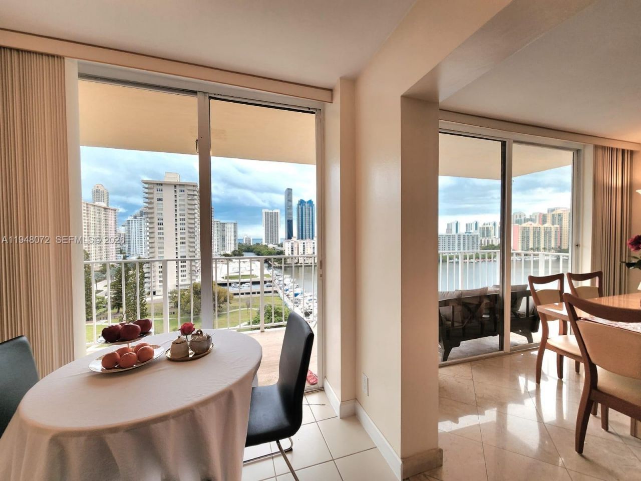 290 174th St, Unit 1217, Sunny Isles Beach, FL 33160 Photo