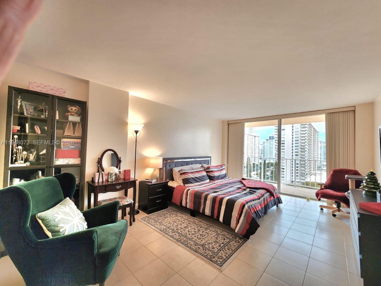 290 174th St, Unit 1217, Sunny Isles Beach, FL 33160 Photo