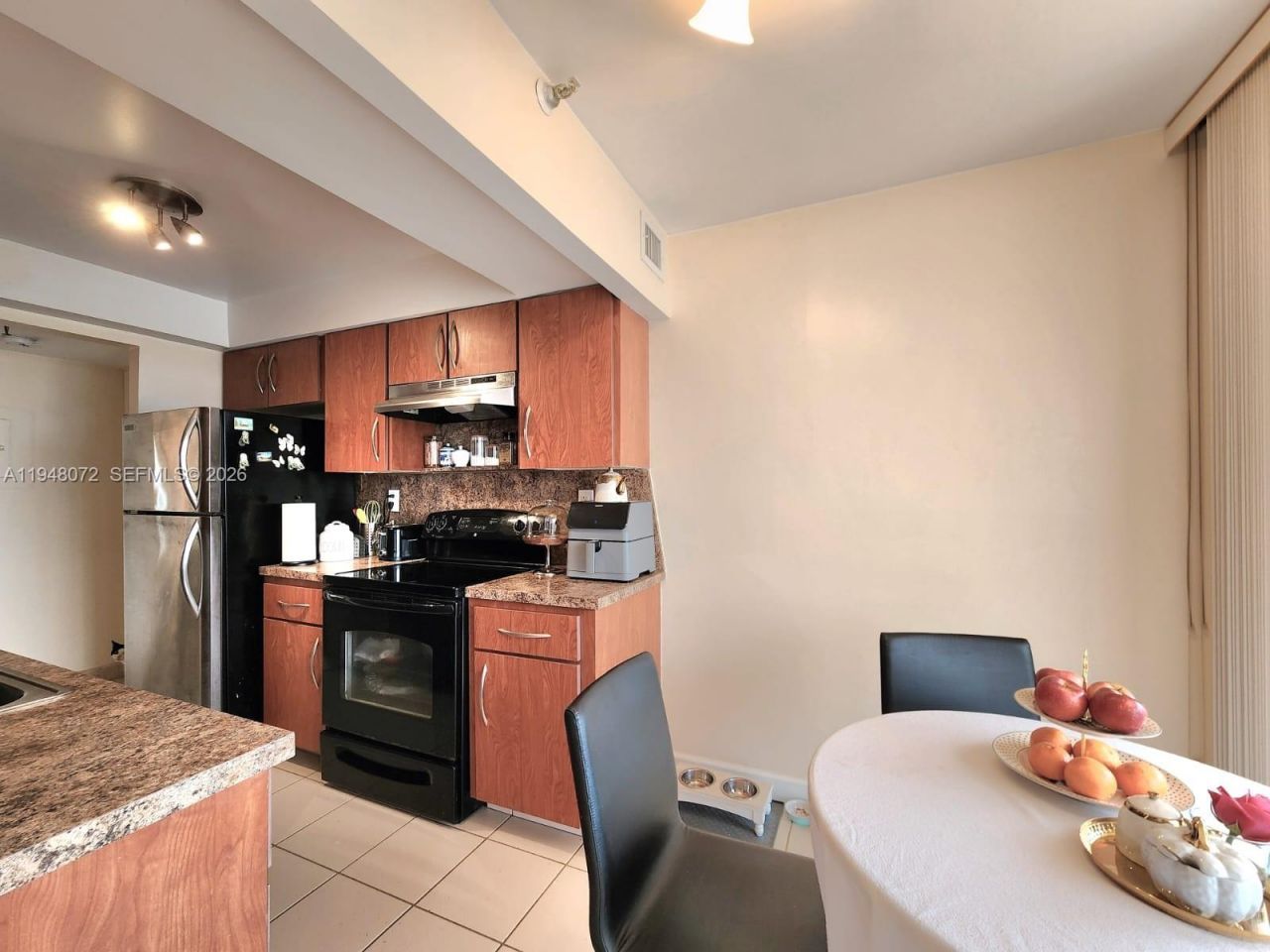 290 174th St, Unit 1217, Sunny Isles Beach, FL 33160 Photo