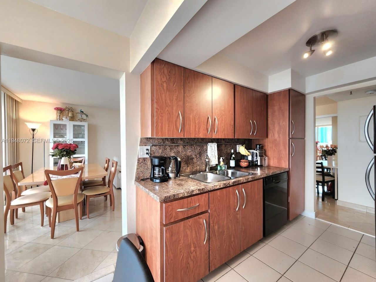 290 174th St, Unit 1217, Sunny Isles Beach, FL 33160 Photo