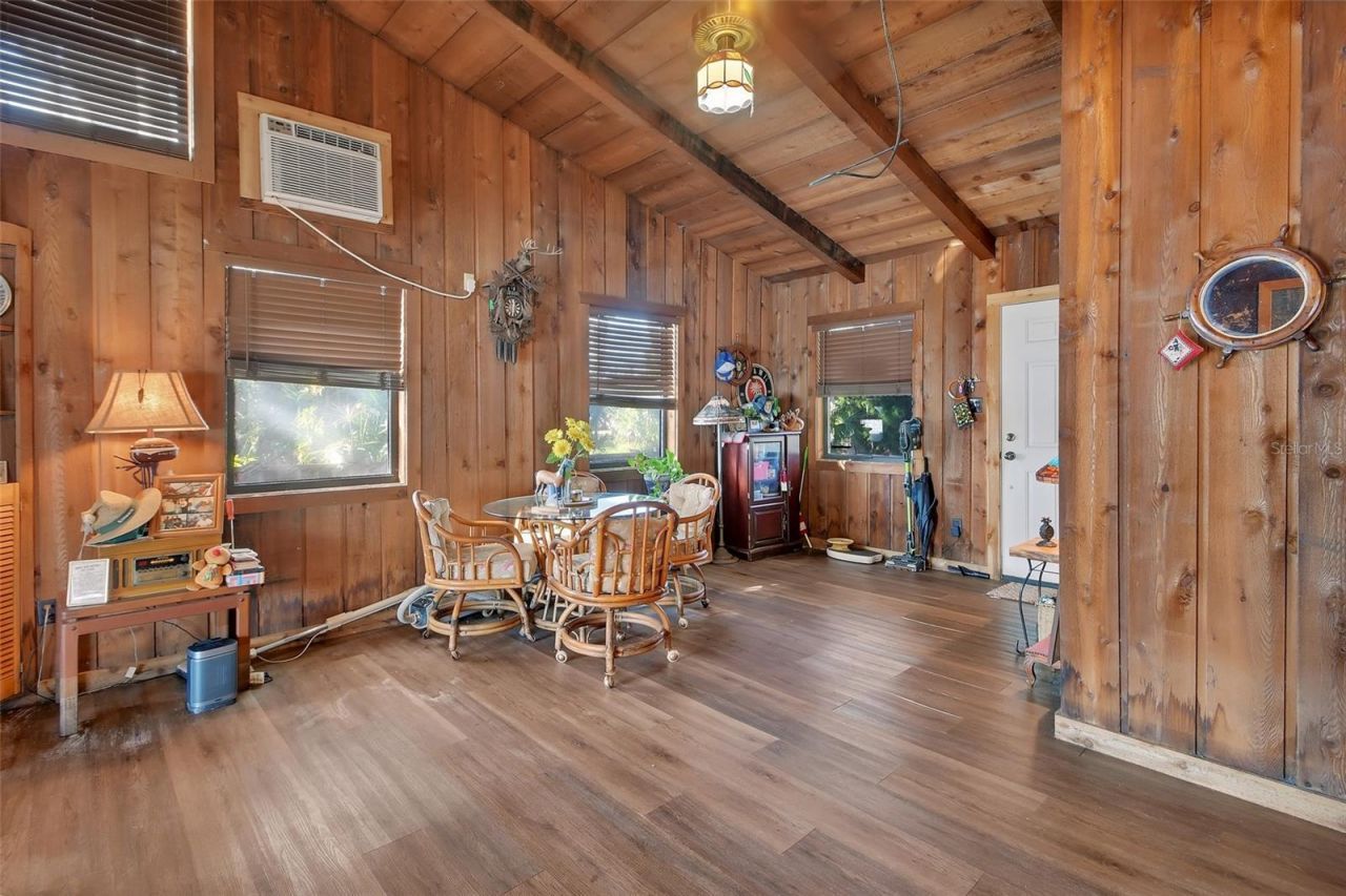 55512 Front Street, Astor, FL 32102 Photo