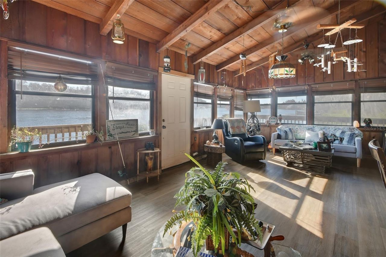 55512 Front Street, Astor, FL 32102 Photo