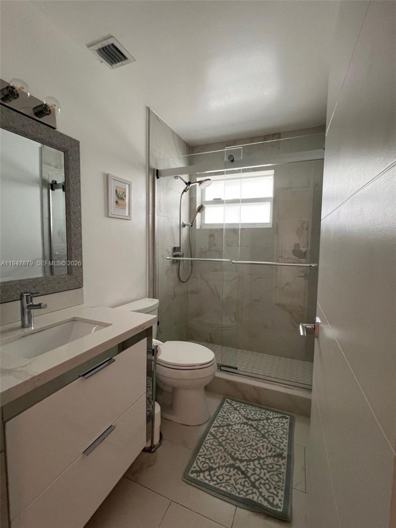 747 SW 6th St, Hallandale Beach, FL 33009 Photo