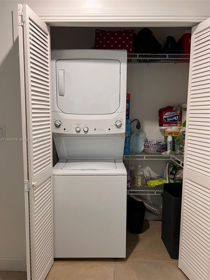 747 SW 6th St, Hallandale Beach, FL 33009 Photo