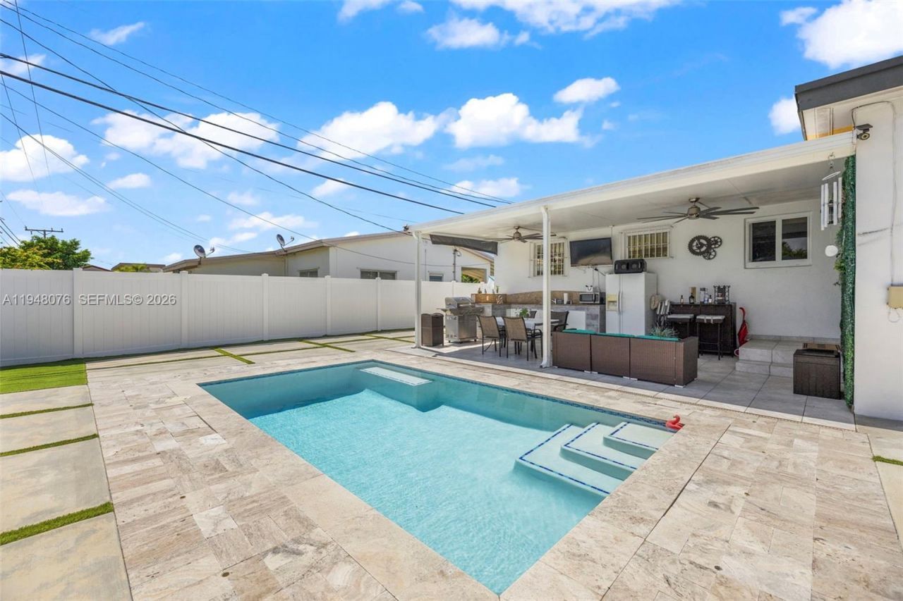 8631 SW 16th Ter , Miami, FL 33155 Photo