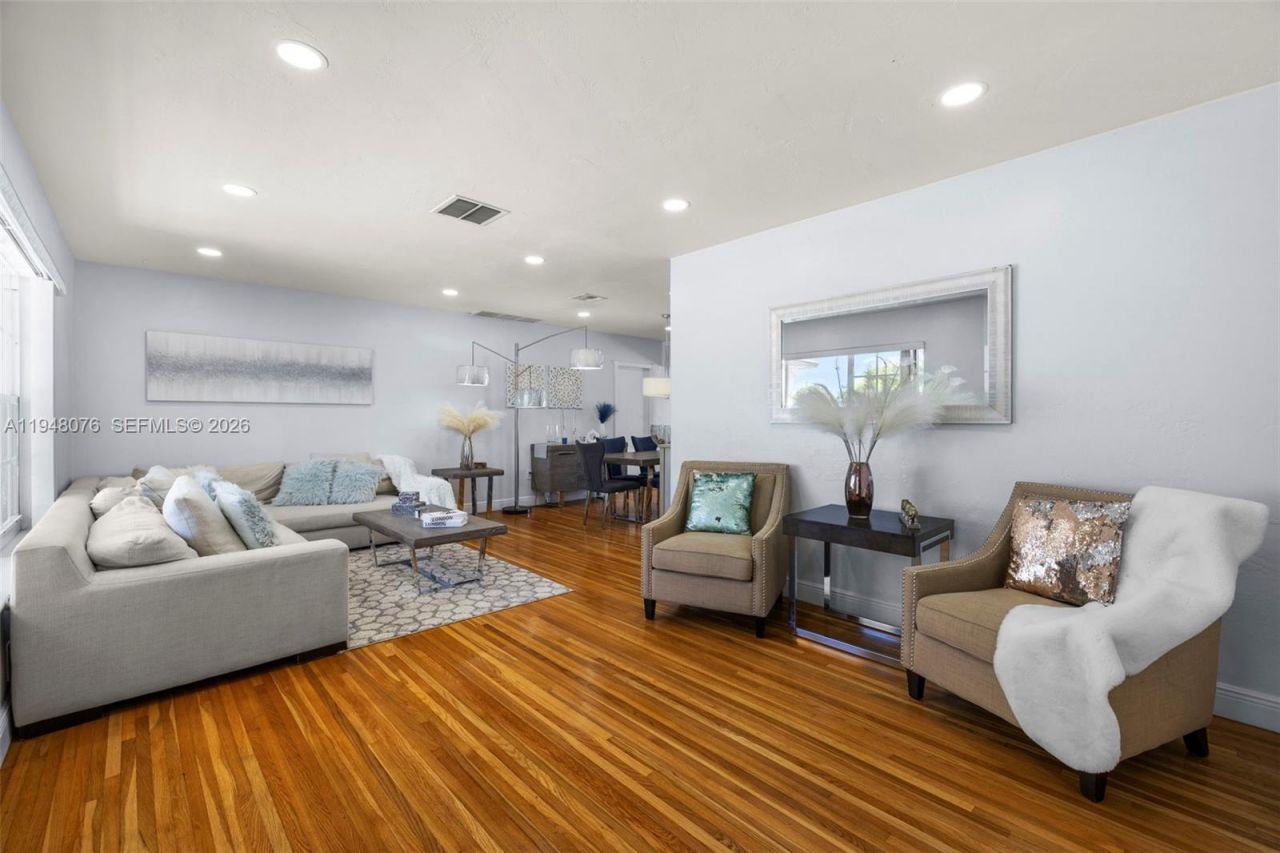 8631 SW 16th Ter , Miami, FL 33155 Photo