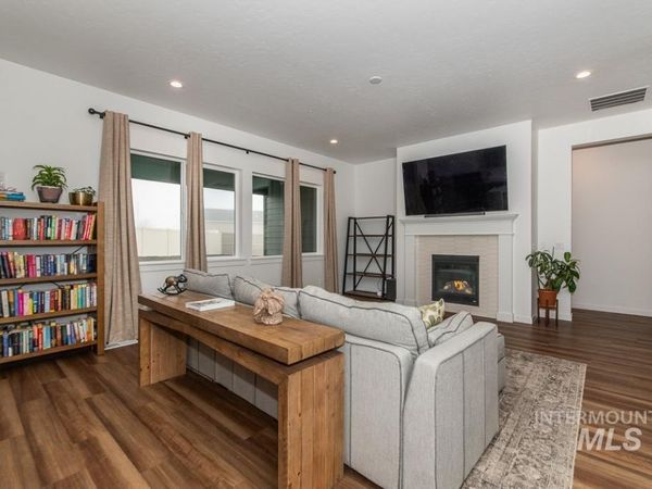 5610 Sparky Ave, Caldwell, ID 83607