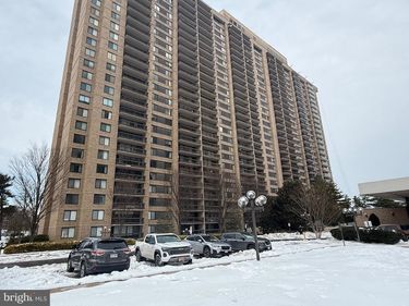 3701 GEORGE MASON DRIVE, Unit 501N, FALLS CHURCH, VA 22041