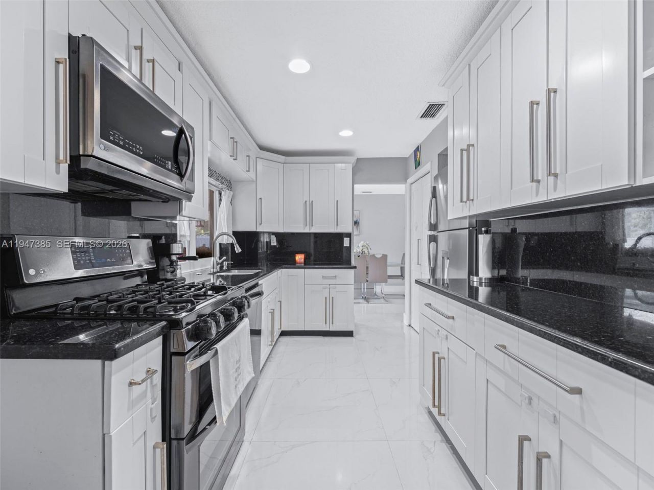 2050 NW 83rd Ave, Sunrise, FL 33322 Photo