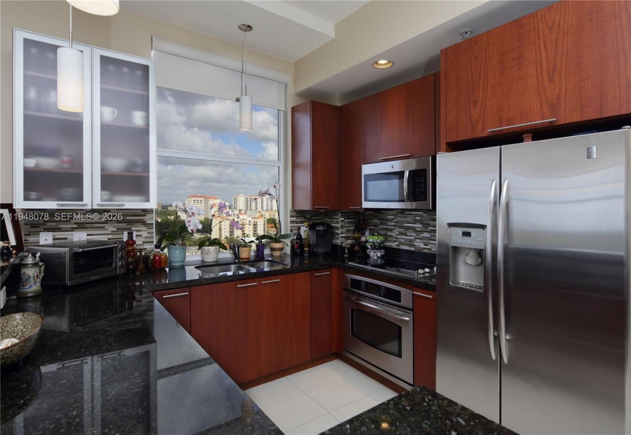 1607 Ponce De Leon Bl, Unit 14E, Coral Gables, FL 33134 Photo