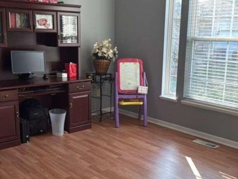 2324 Myrtle Valley Drive, Columbus, OH 43228 Photo 3